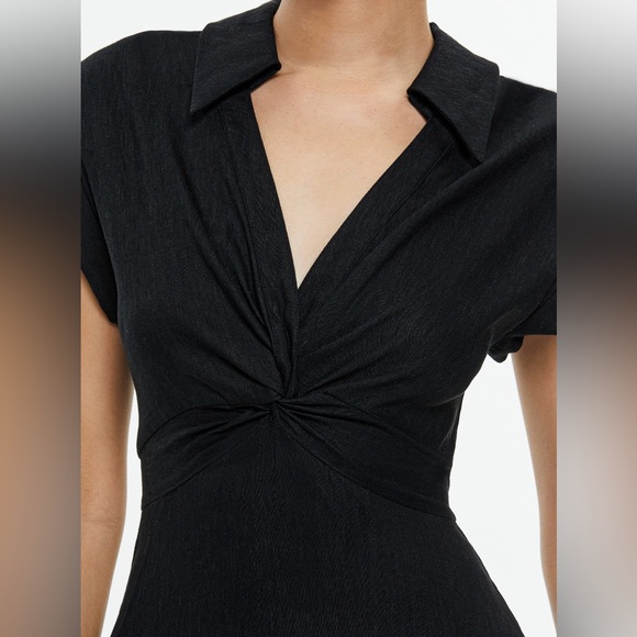 Alice + Olivia Sleeveless Mila Linen Twist Front Black Mini Dress - Picture 4 of 11